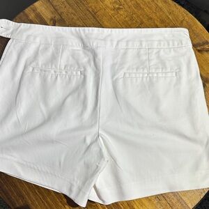 Lilly Pulitzer Crisp White Women's Bermudas